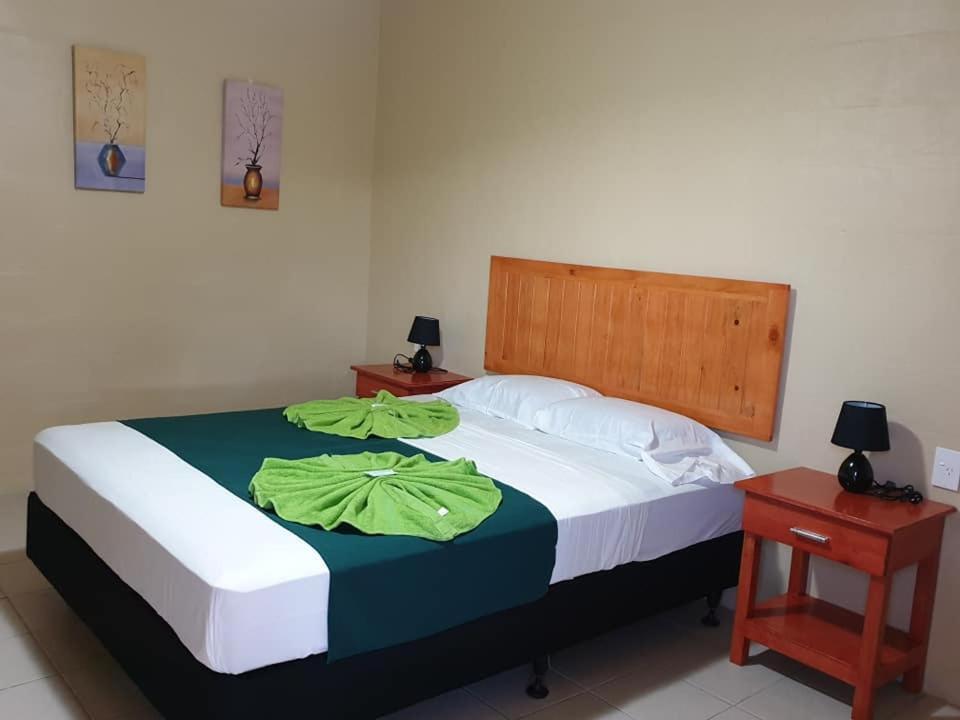 Transit Motel Mulifanua Dış mekan fotoğraf